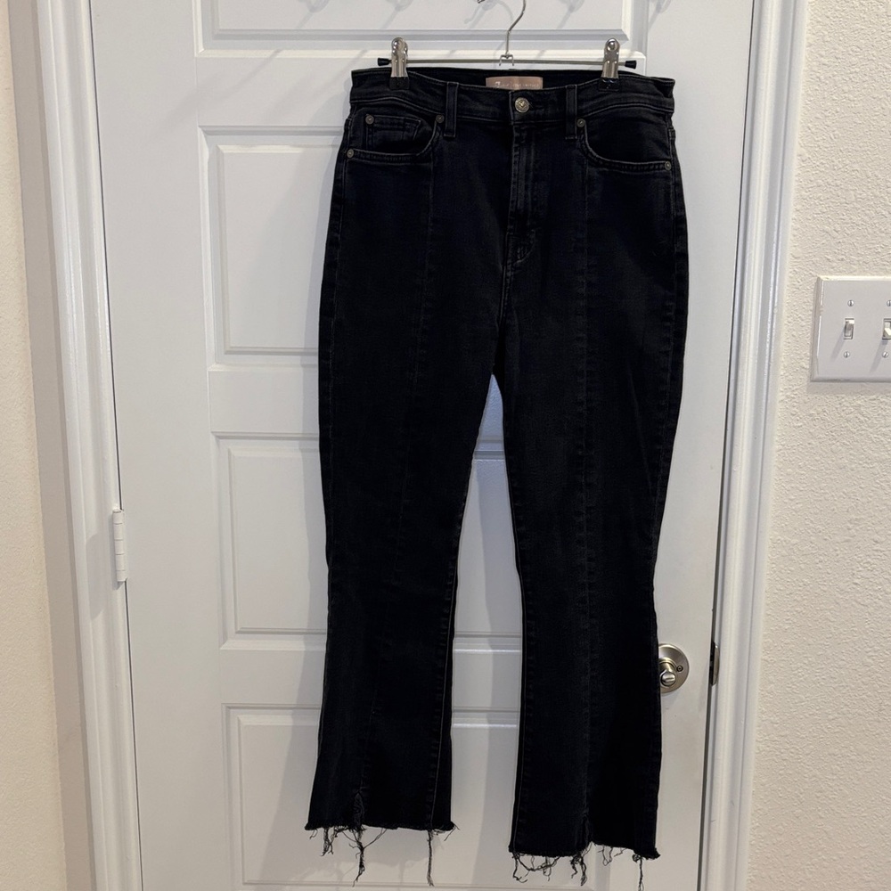 7 For All Mankind Luxe Vintage Cropped Flare Jeans Black Raw Hem Size 28
